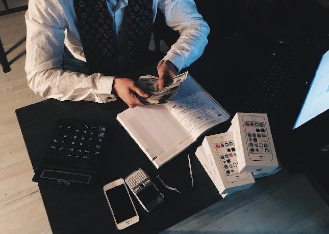 Unlocking the Secrets of Success: Your Business Guide Dismoneyfied