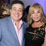 Behind the Scenes: The Life of Itzhak Ezratti’s Wife